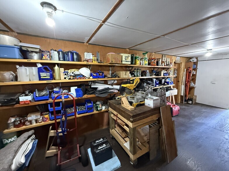 More Photos Of NHN (Nizina Road) McCarthy, Glennallen Specialty For Sale