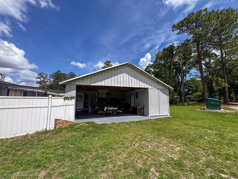 More Photos Of 19663 S US Hwy 441, High Springs Hotel For Sale