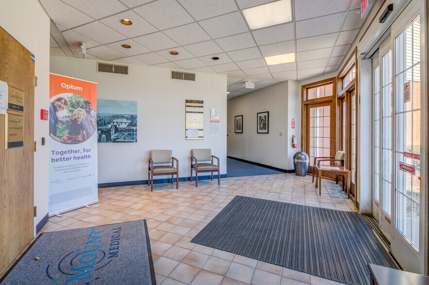 More Photos Of 48 Route 6, Yorktown Heights Medical For Lease