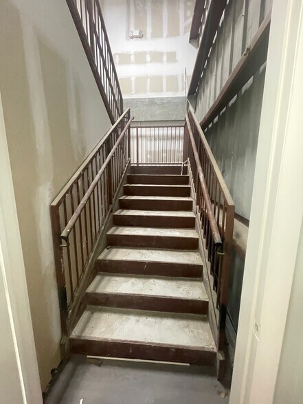 More Photos Of 519 SE 32nd Ct, Fort Lauderdale Warehouse For Lease