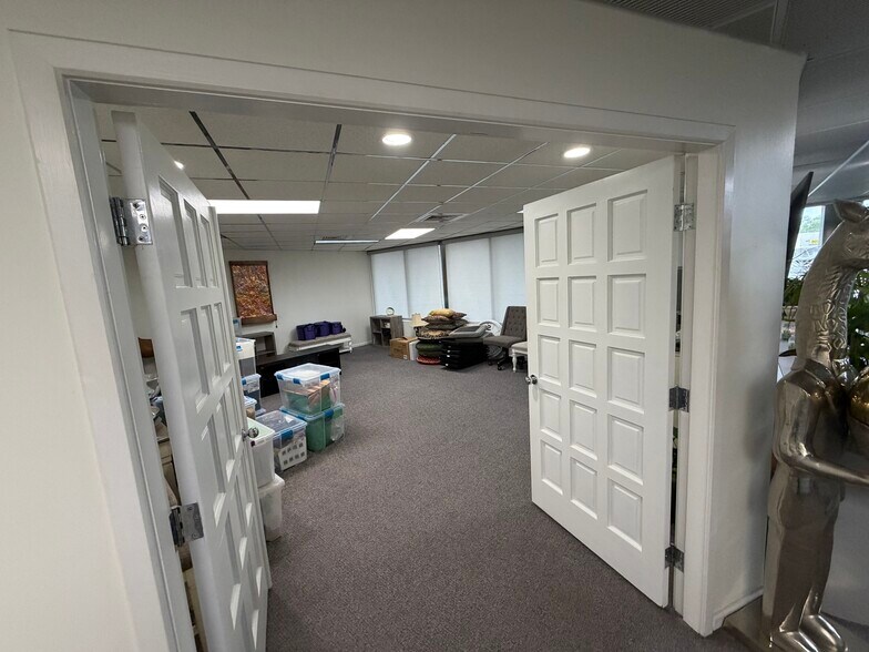 More Photos Of 100 SW 52nd Ave, Ocala Office For Lease