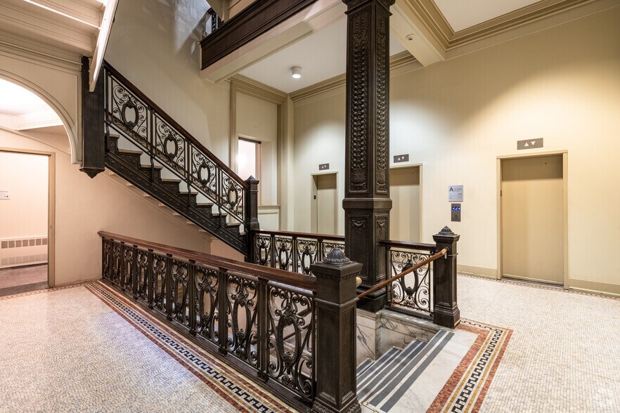 More Photos Of 1123 Broadway, New York Loft Creative Space For Lease