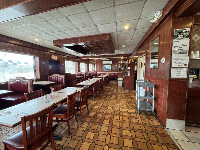 More Photos Of 910 Route 390, Cresco General Retail For Sale