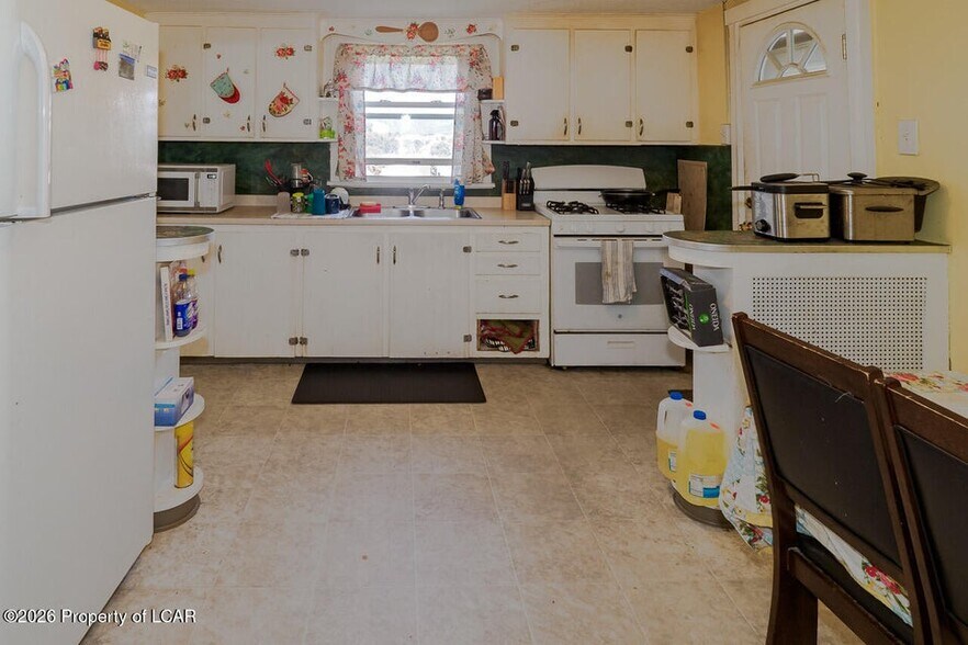 More Photos Of 360 Scott St, Wilkes Barre General Retail For Sale
