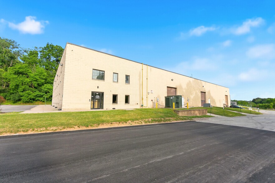 More Photos Of 111 Terence Dr, Pittsburgh Warehouse For Sale