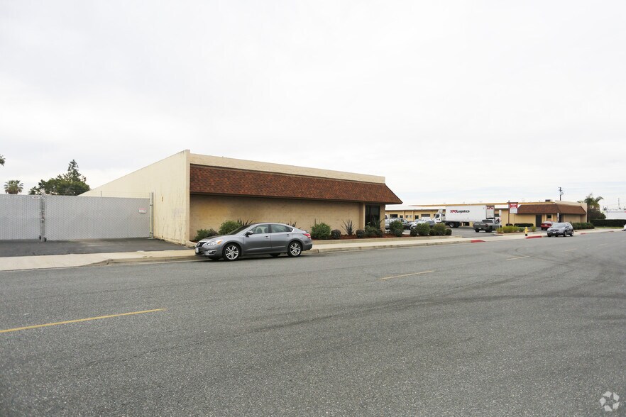 More Photos Of 1528 W Industrial Park St, Covina Warehouse For Lease