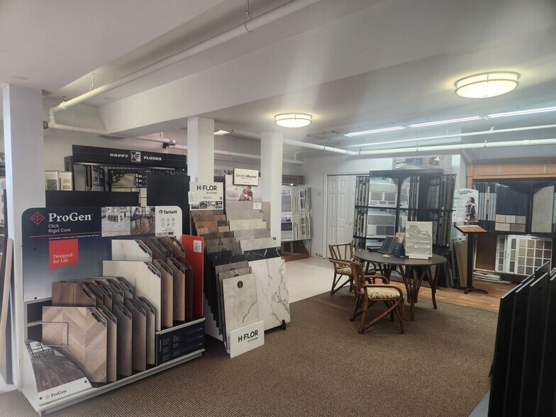 More Photos Of 241 Main St, Townsend Office Residential For Lease