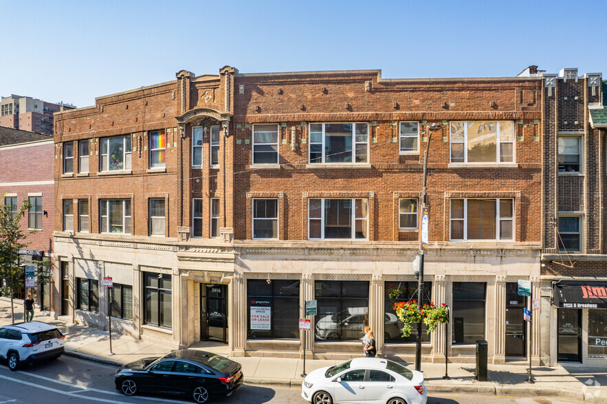 Primary Photo Of 3916 N Broadway St, Chicago Storefront Retail Office For Sale