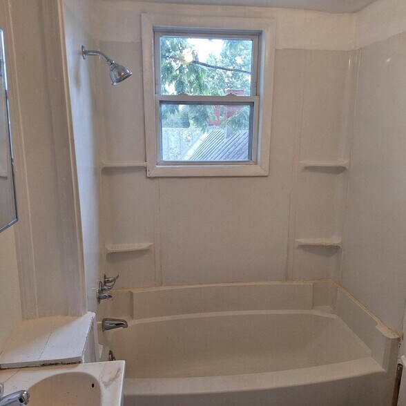 More Photos Of 515 Albemarle Ave SE, Roanoke Apartments For Sale