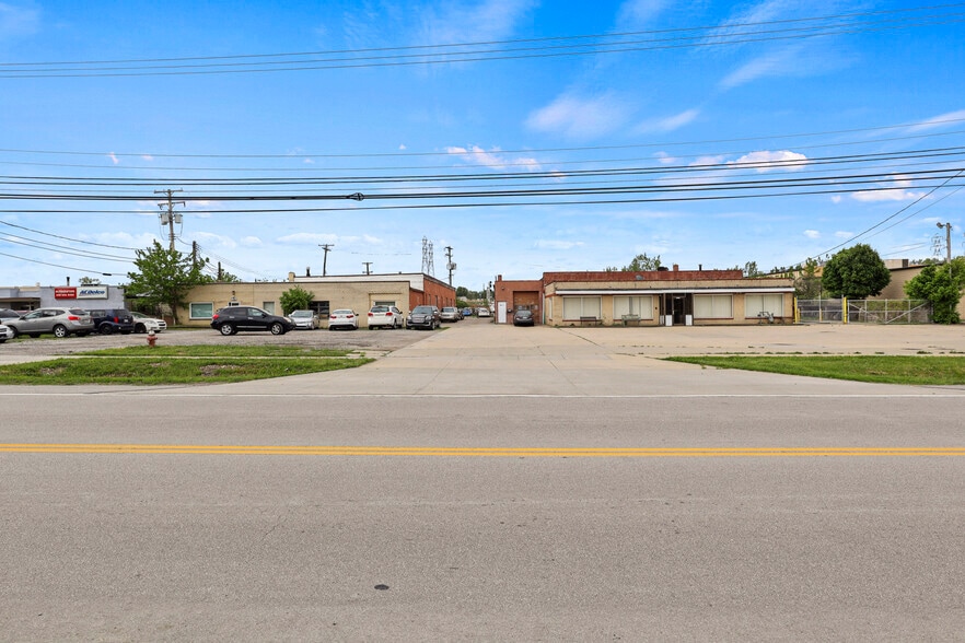 More Photos Of 30150 Lakeland Blvd, Wickliffe Warehouse For Sale