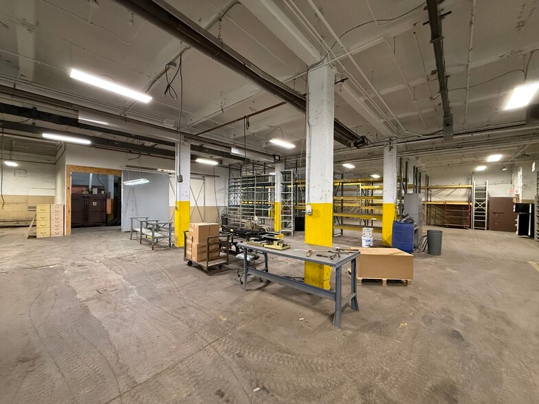 More Photos Of 113 Colgate Ave, Buffalo Manufacturing For Sale
