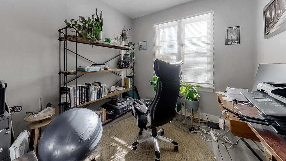 More Photos Of 358 Cartier Av, Sudbury Apartments For Sale