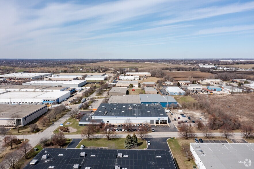 More Photos Of 1100 Kingsland Dr, Batavia Warehouse For Sale