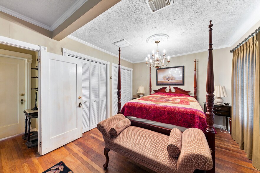 More Photos Of 2222 N Main St, Highlands Land For Sale