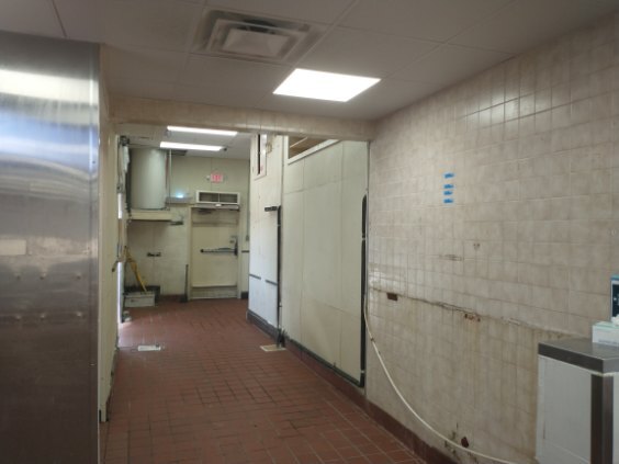 More Photos Of 1211 SW Lee Blvd, Lawton Fast Food For Sale