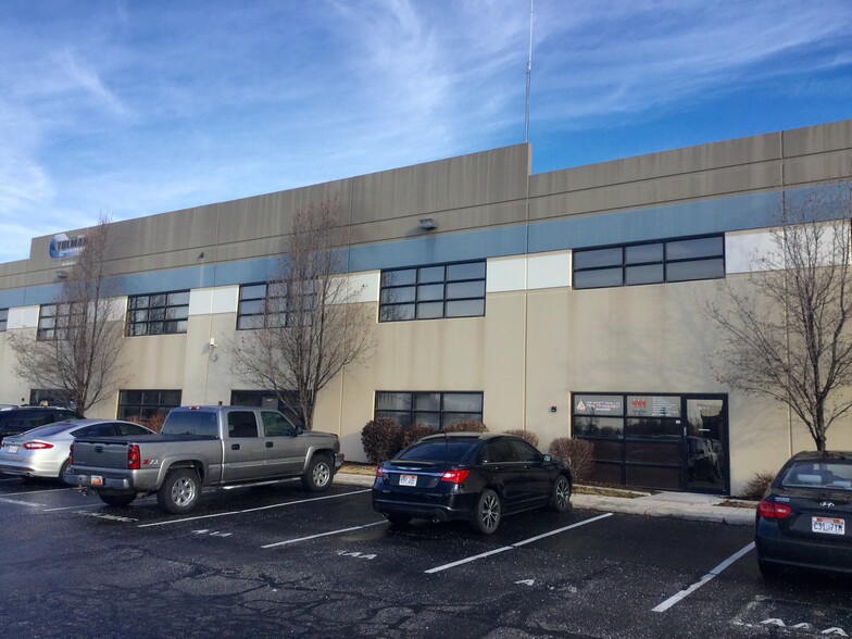 More Photos Of 334 N Marshall Way, Layton Warehouse For Lease