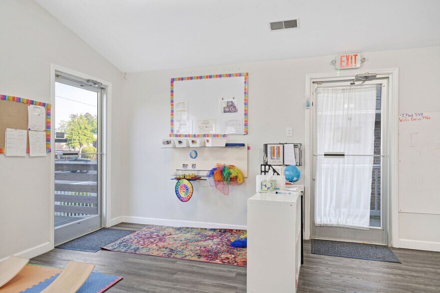 More Photos Of 213 S Wright St, Burgaw Daycare Center For Sale