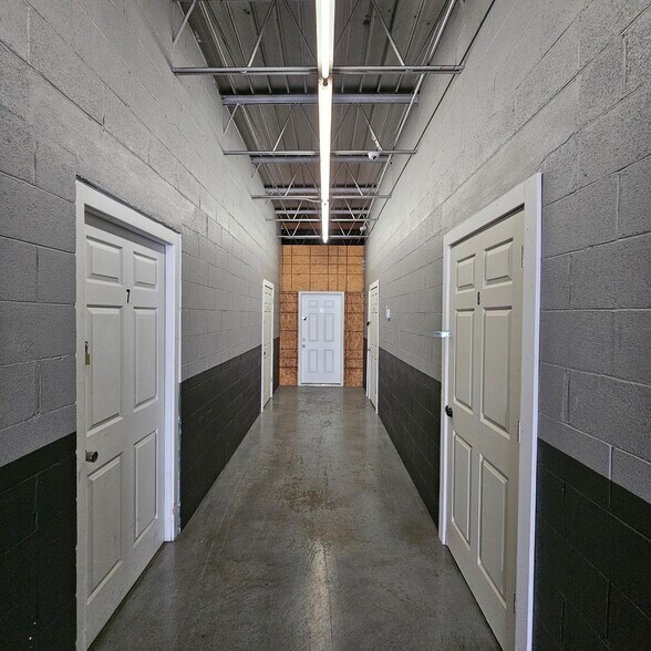 More Photos Of 660 David Ave, Danville Warehouse For Sale