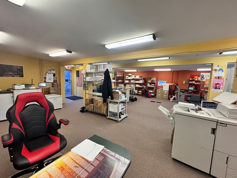 More Photos Of 1316 Central Ave, Albany Freestanding For Sale