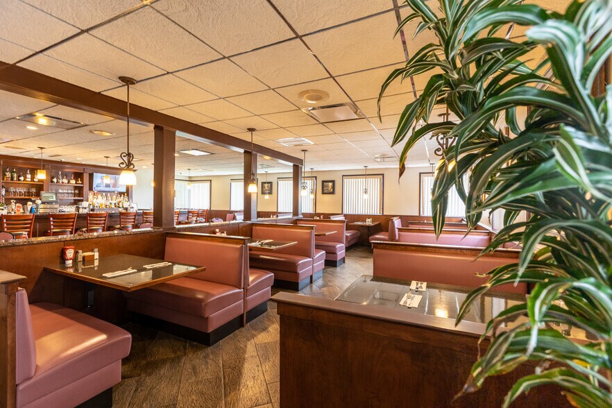 More Photos Of 2771 Scottsville Rd, Scottsville Restaurant For Sale