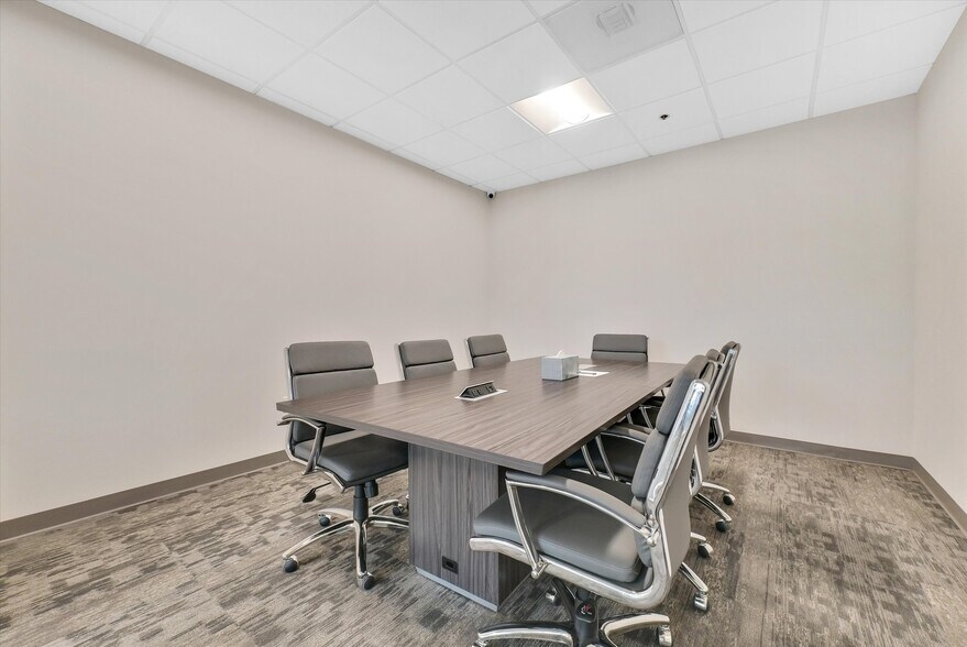 More Photos Of 1 Pointe Dr, Brea Office For Lease
