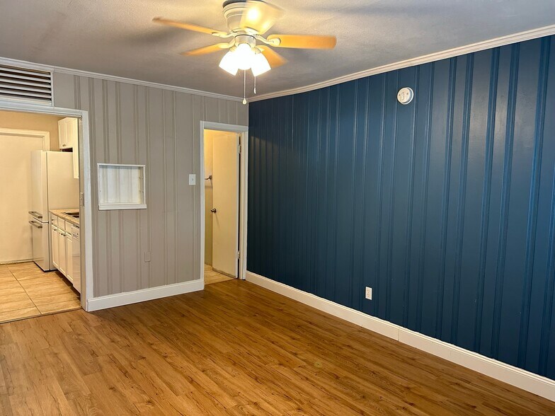 More Photos Of 614 Oak Ave, Clearwater Apartments For Sale