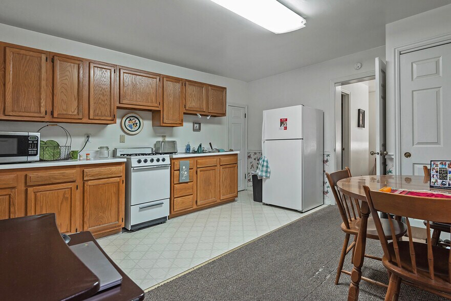More Photos Of 48 E 200 N, Salt Lake City Multifamily For Sale