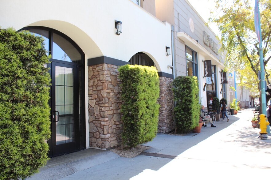 More Photos Of 3959 30th St, San Diego General Retail For Lease