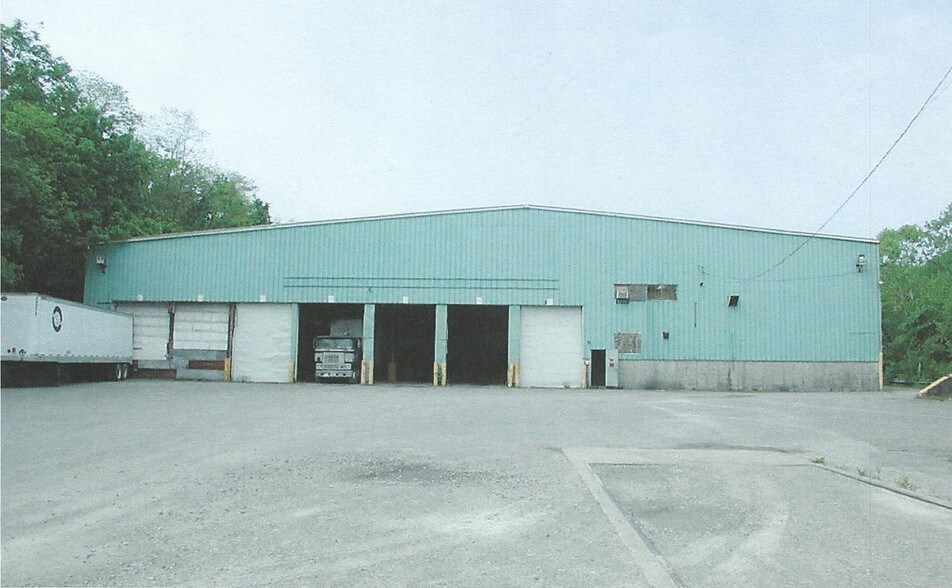 More Photos Of 1 West Fork St, Clarksburg Warehouse For Lease