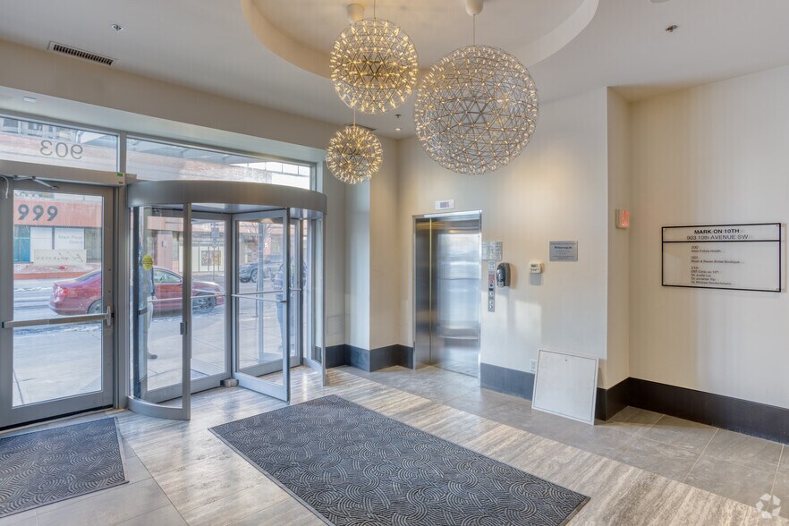 More Photos Of 903 10th Ave SW, Calgary Apartments For Lease