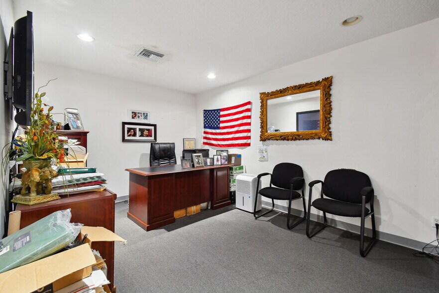 More Photos Of 772 Cortaro Dr, Sun City Center Medical For Sale