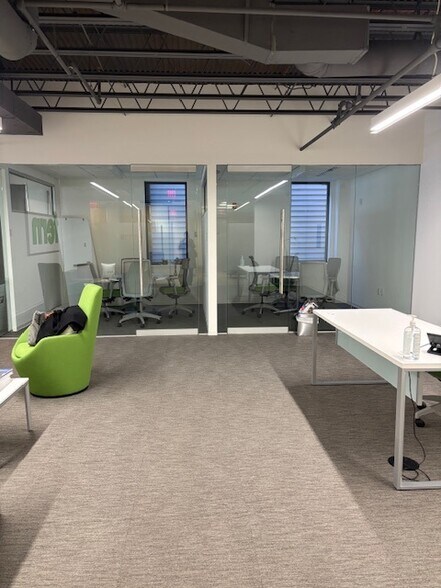 More Photos Of 1605 King St, Alexandria Office For Lease