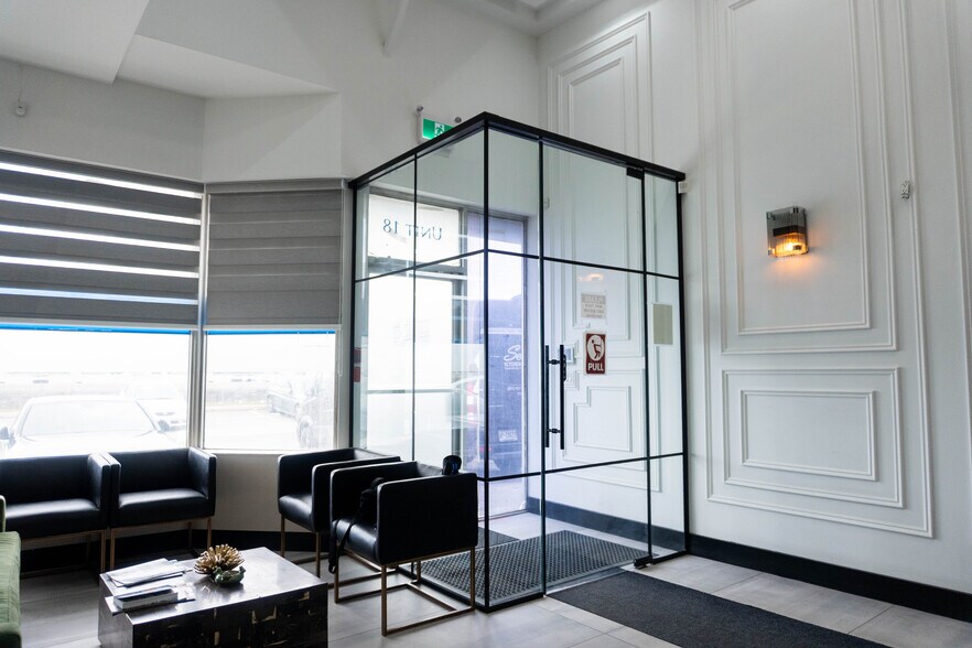 More Photos Of 2565 Steeles Ave E, Brampton General Retail For Sale