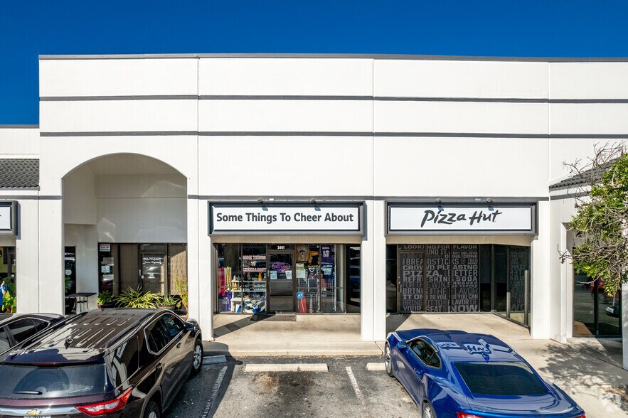 More Photos Of 2525-2607 Jackson-keller Rd, San Antonio Unknown For Lease