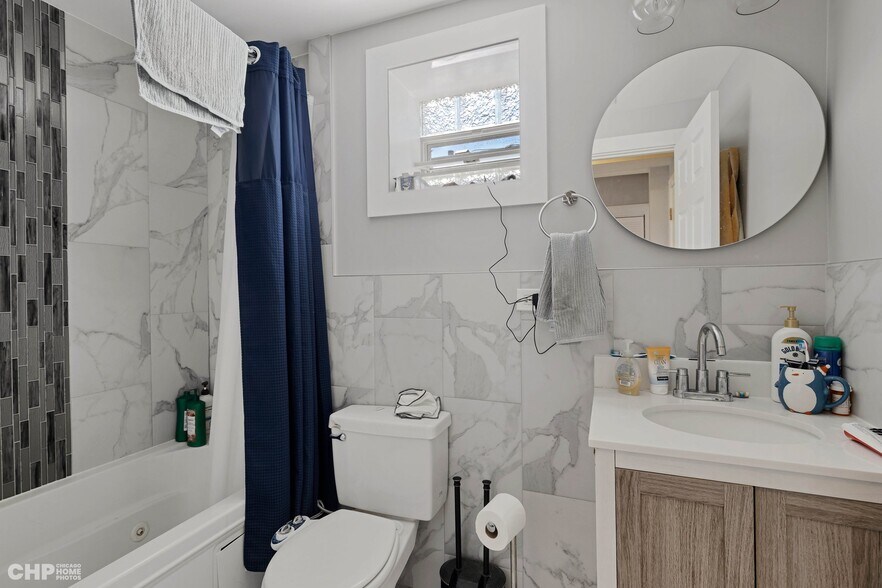 More Photos Of 7226 N Rogers Ave, Chicago Apartments For Sale