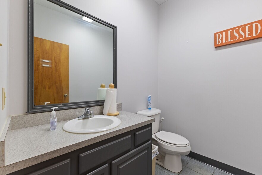 More Photos Of 5195 Commerce Cir, Indianapolis Industrial For Sale