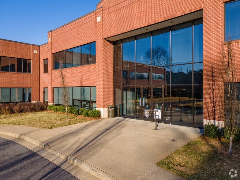 More Photos Of 4400 North Point Pky, Alpharetta Office For Lease