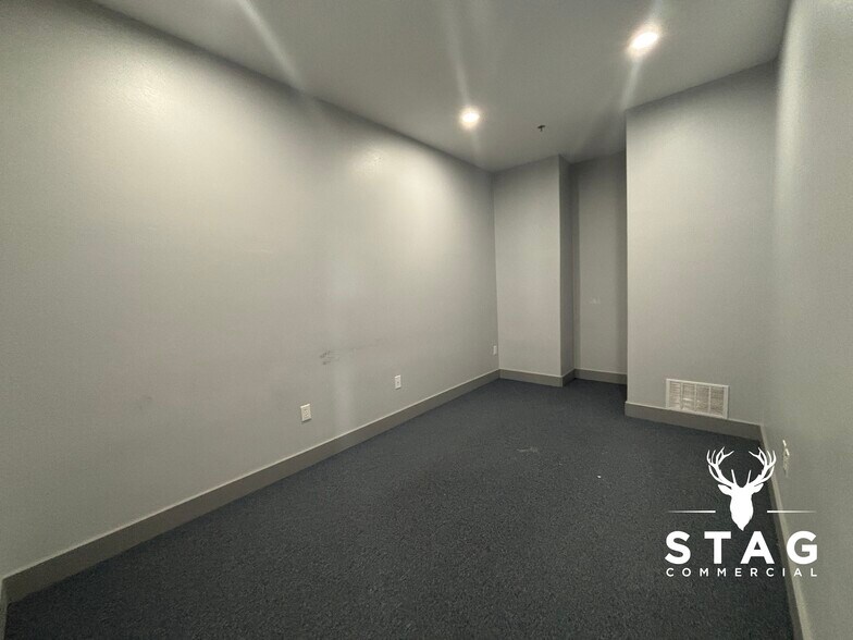 More Photos Of 8800 US Highway 380, Cross Roads Medical For Lease