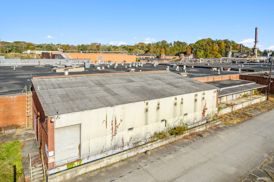 More Photos Of 1641 Fairystone Park Hwy, Stanleytown Warehouse For Sale