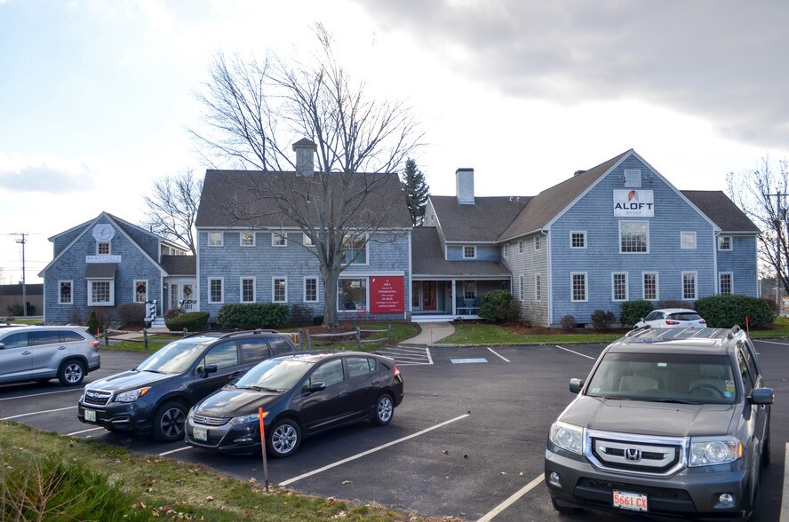 More Photos Of 26 Parker St, Newburyport Loft Creative Space For Lease
