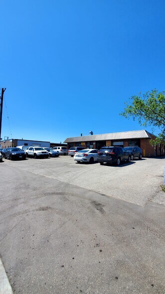 More Photos Of 122 Manville Rd, Toronto Service For Sale