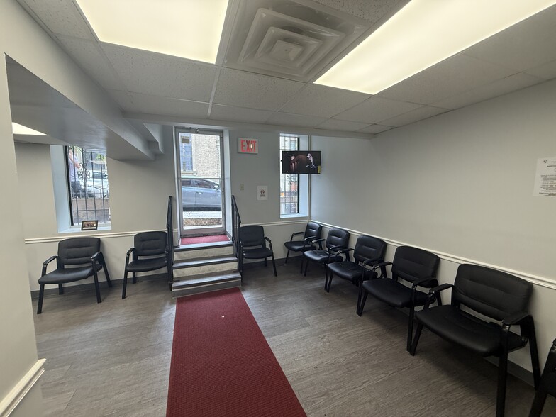 More Photos Of 15 Wadsworth Ave, New York Apartments For Lease