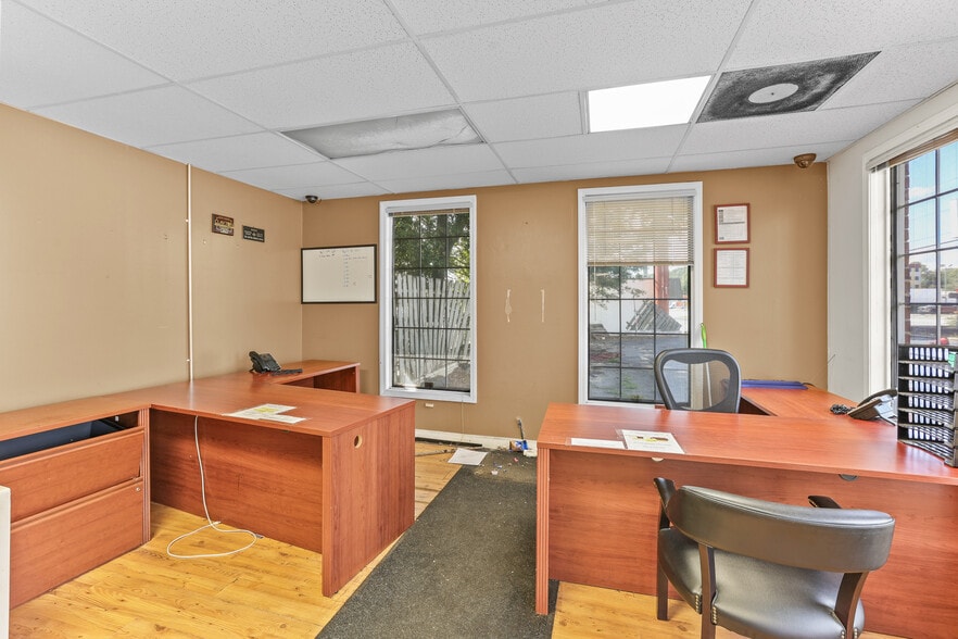 More Photos Of 6580 Ga-85 Hwy, Riverdale General Retail For Sale