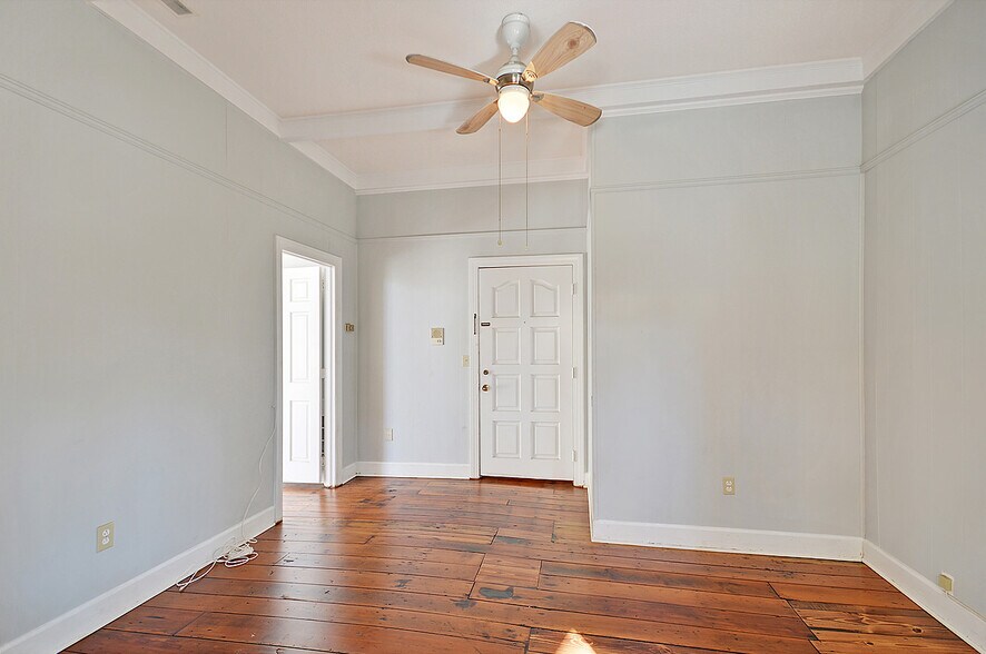 More Photos Of 635 E Bay St, Charleston Office Residential For Lease