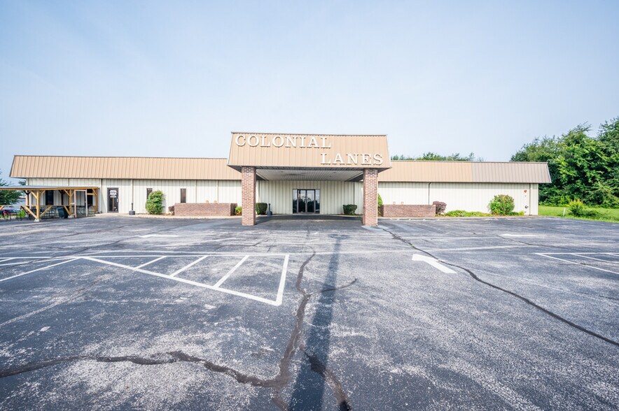 More Photos Of 1849 Gardner Ln NW, Corydon Sports And Entertainment For Sale