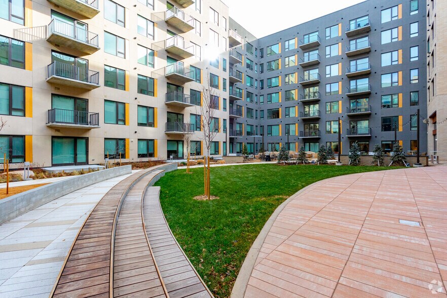 More Photos Of 1380 Uvalda St, Aurora Apartments For Lease