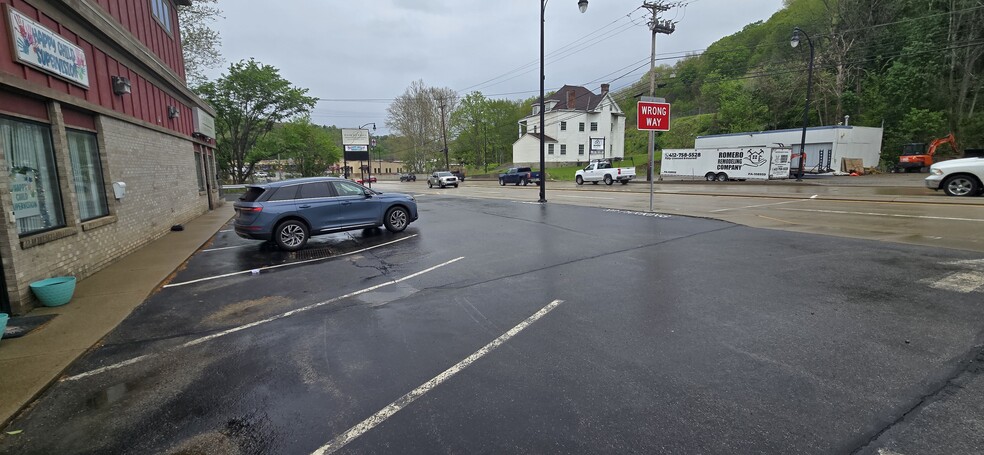 More Photos Of 841-845 Butler St, Pittsburgh Freestanding For Lease