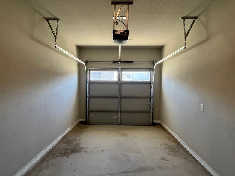 More Photos Of 6303 Luglio Ln, San Antonio Multifamily For Sale
