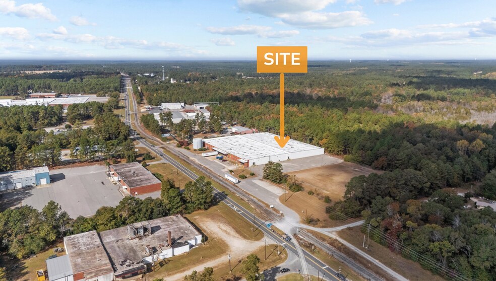 More Photos Of 3299 NC 5 Hwy, Aberdeen Distribution For Lease