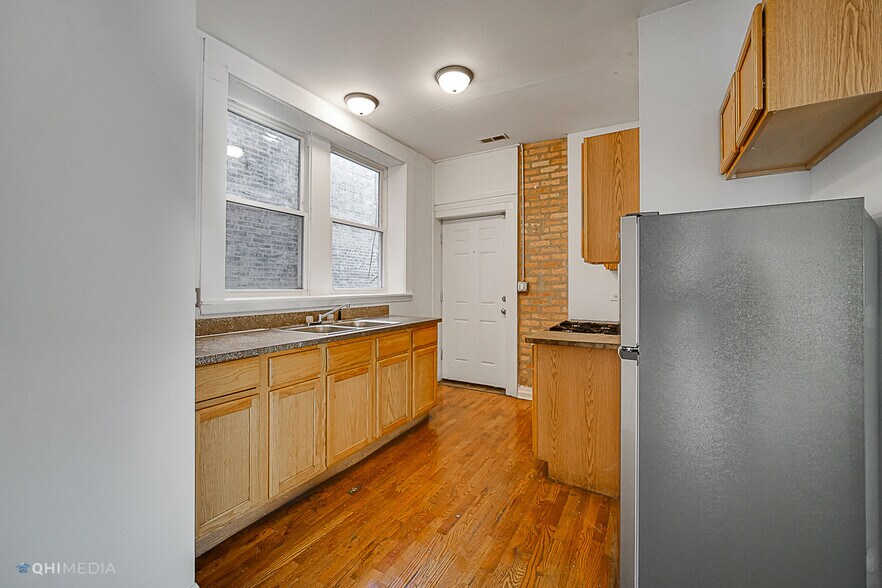 More Photos Of 6153 S Vernon Ave, Chicago Apartments For Sale